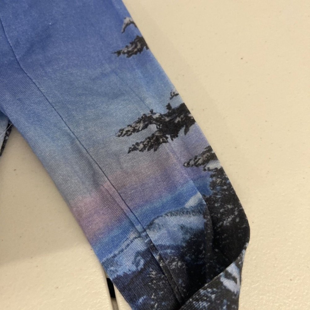 NEW XS FREE PEOPLE FP MOVEMENT BLUE BLACK PRINTED HIGH JUMP LONG SLV TOP SHIRT - Picture 9 of 9